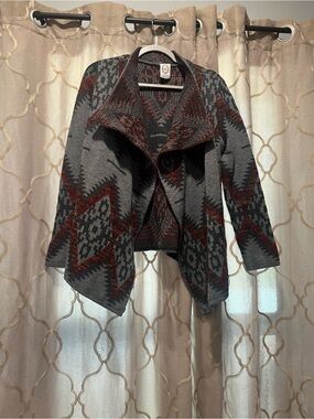 Open-Front Aztec Knit Cardigan - Gray with Burgundy Accent